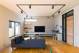 モルタルのtvボードに合わせて壁面も全面マットなグレーで塗装 光の反射の仕方が柔らかくとてもきれいです インテリア 家具 リビング インテリアアイデア