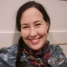 Anna Perrott Email & Phone Number