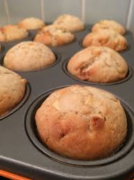 Muffins Pour Utiliser Deux Bananes Trop Mures Bananes Trop Mures Recette Dessert Banane Recette Gateau Banane