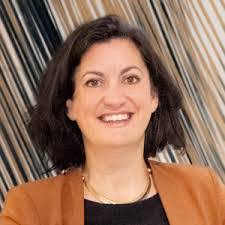 Caitlin Doherty's Instagram, Twitter & Facebook