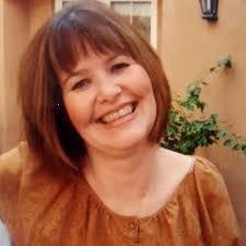 Kelly Riker's Instagram, Twitter & Facebook