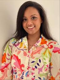 Robin Bodak's Instagram, Twitter & Facebook