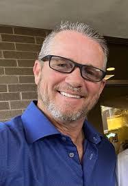 Jennifer Peffer's Instagram, Twitter & Facebook