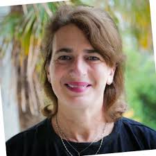 Today, we had the pleasure of welcoming four of our new Train to Teach  students to Invictus Headquarters for their introductory morning, preparing  them for September.