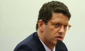 STF agenda interrogatórios de Ricardo Salles e outros 21 investigados em  ação sobre exportação de madeira