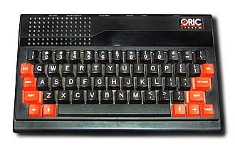 Fichier:Oric Atmos 01a.jpg — Wikipédia