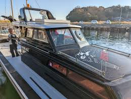 遊漁船 『FISHING RISKY（フィッシングリスキー）』（香川県三豊市）  ブログ  酢飯屋 -  文京区水道、江戸川橋にある寿司、カフェ、ギャラリーの複合店