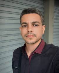 Photo by Felipe Claro (@felippeclaro) · October 29, 2025