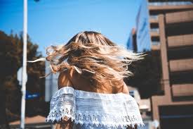 This will help to you might be able to use an odor elimanator like febreeze, but the jury is still out on its effectiveness and might do damage to your hair when applied directly. How To Remove Burnt Smell From Hair Effective Tips