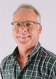 Camden bank recognizes 11 employees, including 2 from Gardiner, with 2022  Commitment Awards