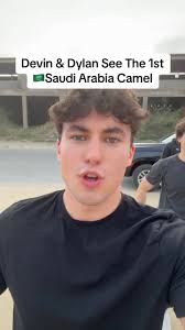 I can’t believe they’re in Saudi Arabia right now!!😭🇸🇦 #devincaherly  #devinanddylan #doubled #saudiarabia #saudiarabia🇸🇦 #camel