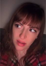 Hollie Jade Magee (@holliejademagee)