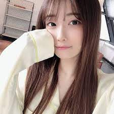 ボード 美女 のピン
