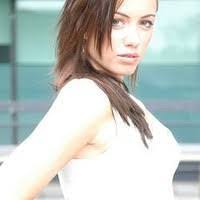 Kay Langley's Instagram, Twitter & Facebook