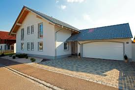 Pin Von Hufnagl Julian Auf Hausbau In 2021 Haus Mit Garage Haus Fertighaus Kaufen
