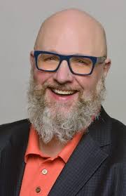 Peter Noll's Instagram, Twitter & Facebook