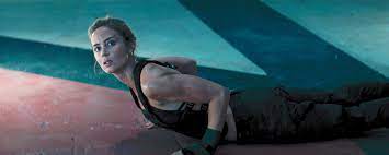 Der teufel trägt prada (2006). Dusterer Fan Trailer Emily Blunt Als Toughe Actionheldin Amanda Ripley In Neill Blomkamps Alien Film Kino News Filmstarts De