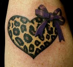 A marvelous heart tattoo design on back shoulder for women. 55 Amazing Heart Tattoos To Melt Your Heart