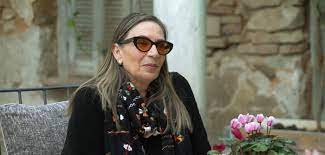 Περιέγραψε την ιστορία του 'μαμά γερνάω' με την τάνια τσανακλίδου. Synaylia Afierwma Sth Lina Nikolakopoyloy Thn Hmera Ths Gynaikas Trikalaview