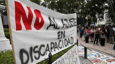 Discapacidad en alerta: el presupuesto deroga parte de la ley de emergencia y endurece condiciones de acceso a pensiones | Rosario3