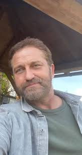 Real official Gerard Butler Group