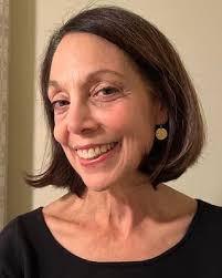 Maureen Russo's Instagram, Twitter & Facebook