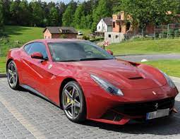 Neymar nie może otworzyć swojego ferrari. Check Out Robert Lewandowski S R4 5 Million Supercar