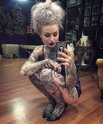 Pin For Later 30 Badass Female Tattoo Artists To Follow On Instagram Asap Ryan Ashley Malarkey Female Tattoo Artists Ryan Ashley Female Tattoo