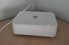Makin kesini kuota smartfrend semakin mahal, sudah hampir setahun pake modem smartfrend tapi terpaksa harus move on ke lain hati.hehe. T Mobile Home Internet Customer Shares Setup Details And Photos Of Router Tmonews