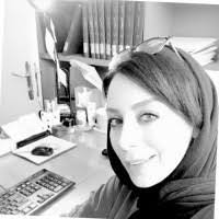 Sara Eftekhari's Instagram, Twitter & Facebook