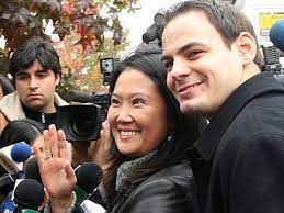 Según indicó, esta no es otra cosa que un exceso más de parte del fiscal. Mark Vito Villanella Cual Es Su Vinculacion Con Las Investigaciones De Su Esposa Keiko Fujimori Politica El Comercio Peru