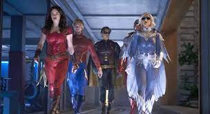 Remember the titans is one of the most unforgettable movies that came out at the turn of the century. Titans Helden Auch In Staffel 2 Ohne Cape Schillernde Charaktere Review Fernsehserien De