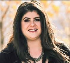 Chandra Edwards's Instagram, Twitter & Facebook