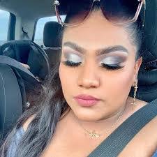 Juana Razo's Instagram, Twitter & Facebook