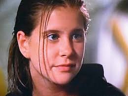 Kellie Martin as Cleo Walker 1993 in SeaQuest DSV “Brothers and Sisters“
