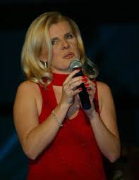 Christel ungar țopescu intră în campania 3, 2, 1.iunie. Ce Legatura De Prietenie Este Intre Familia Lui Klaus Werner Si Carmen Johannis Cu Famiglia Lui Christel Si Cristian Topescu Christel Ungar Topescu Mama Vitrega A Cristinei Topescu De La Antena 3 A Fost