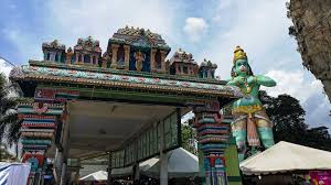 Looking how to get from kuala lumpur to malacca? Batu Caves A Trip From Kuala Lumpur