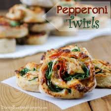 Pepperoni Twirls With Turkey Pepperoni Dizzybusyandhungry Pepperoni Schoollunch Https Dizzybusyandhungry Com Pepper Recipes Food New Year S Eve Appetizers