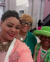 South Carolina AKA Day at the Capital was a resounding success! We painted  the State Capital in shades of Pink and Green while soaring to greater  heights of advocacy and democracy! #SoaringWithAKA #