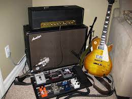 Filling arenas with power chords and blazing solos, these cabinets will bring your guitar work to life. Gain Without Pain Giving The Guitar Cabinets Their Own Space Audiofanzine
