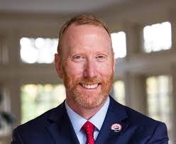 Daniel Paden's Instagram, Twitter & Facebook