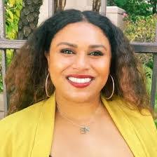 Marion Mills's Instagram, Twitter & Facebook