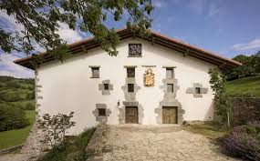 MEN: Please Stop Giving Sophie Rain All Your Money! | by Mav Hamilton |  Medium