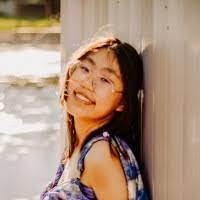 Isabella Yu's Instagram, Twitter & Facebook