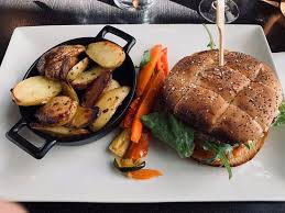 Restaurant Le Lezard Sur Pates Dans Montpellier