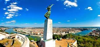 The surrounding wall has been restored and is 1,461 metres (4,793 ft) in circumference with a diameter of around 450 metres (1,480 ft). Budapest Budapest Budapest Budapest City Scenic Views