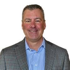 Chris Zenner's Instagram, Twitter & Facebook