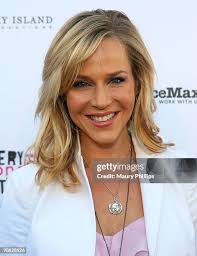 636 Julie Phillips Stock Photos, High-Res Pictures, and Images