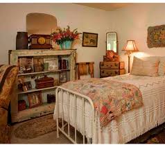 Vintage bedroom ideas for your new. 40 Amazing Vintage Bedroom Ideas Decorating Vintage Bedroom Decor Small Room Bedroom Bedroom Vintage
