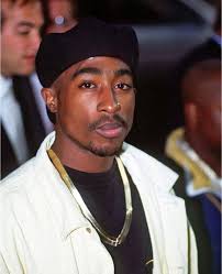 Kendrick Lamar with the 2Pac famous swag 🔥💯